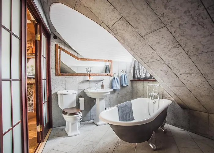 Karja Castle Apartment Haapsalu